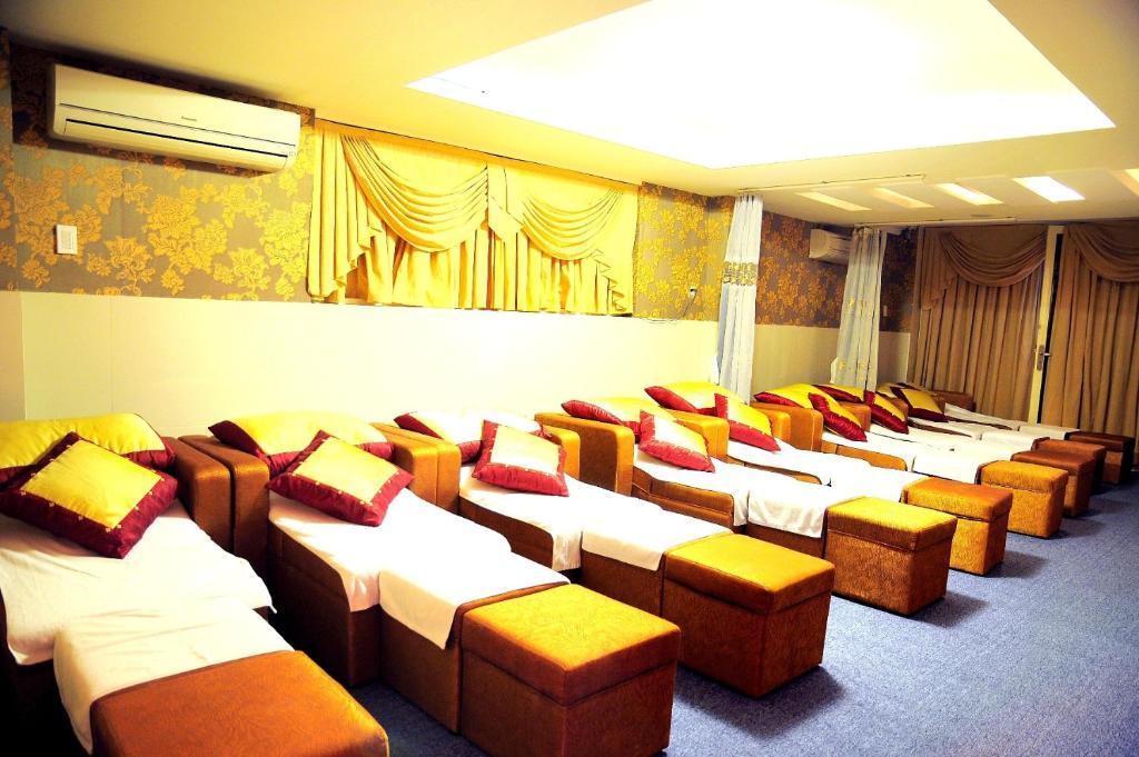 A25 Hotel - 14 Luong Huu Khanh Ho Chi Minh-stad Buitenkant foto